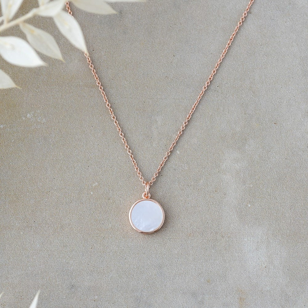Glee Alluring Necklace - Mother Of Pearl