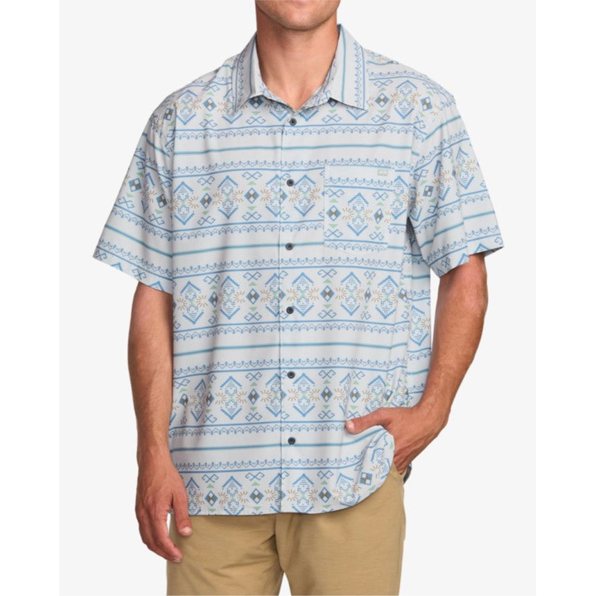 Billabong Billabong Men's Surftrek Perf Short Sleeve Shirt - Alloy Light Alloy Light S Mens Button Up Short Sleeve Shirts