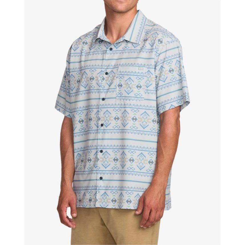 Billabong Billabong Men's Surftrek Perf Short Sleeve Shirt - Alloy Light Alloy Light S Mens Button Up Short Sleeve Shirts