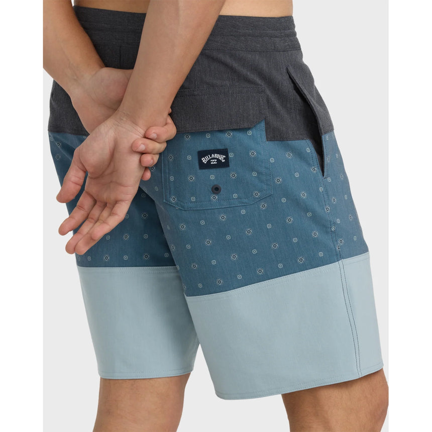 Billabong Billabong Men's Tribong Lo Tide 19" Boardshorts - Real Teal Real Teal 30 Mens Board Shorts