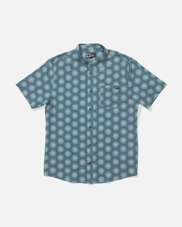 Salty Crew Salty Crew Men's Drifter UV Button Up Light Grey M Mens Button Up Short Sleeve Shirts