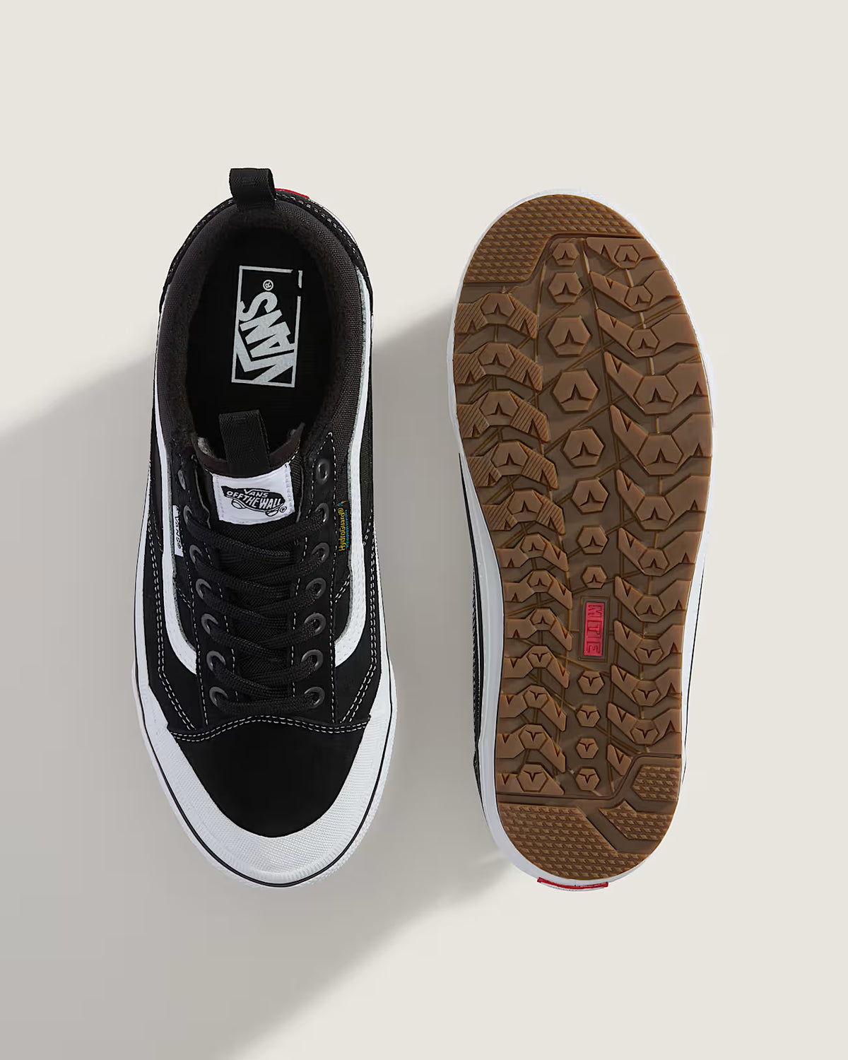 Vans Vans Unisex Old Skool Waterproof Insulated - MTE Black Black 3.5 Unisex Skate Shoes 6 to 18