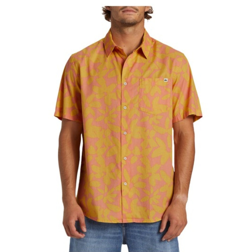 Quiksilver Quiksilver Men's Apero Organic Classic short sleeve CANYON CLAY AOP BETTER S Mens Button Up Short Sleeve Shirts