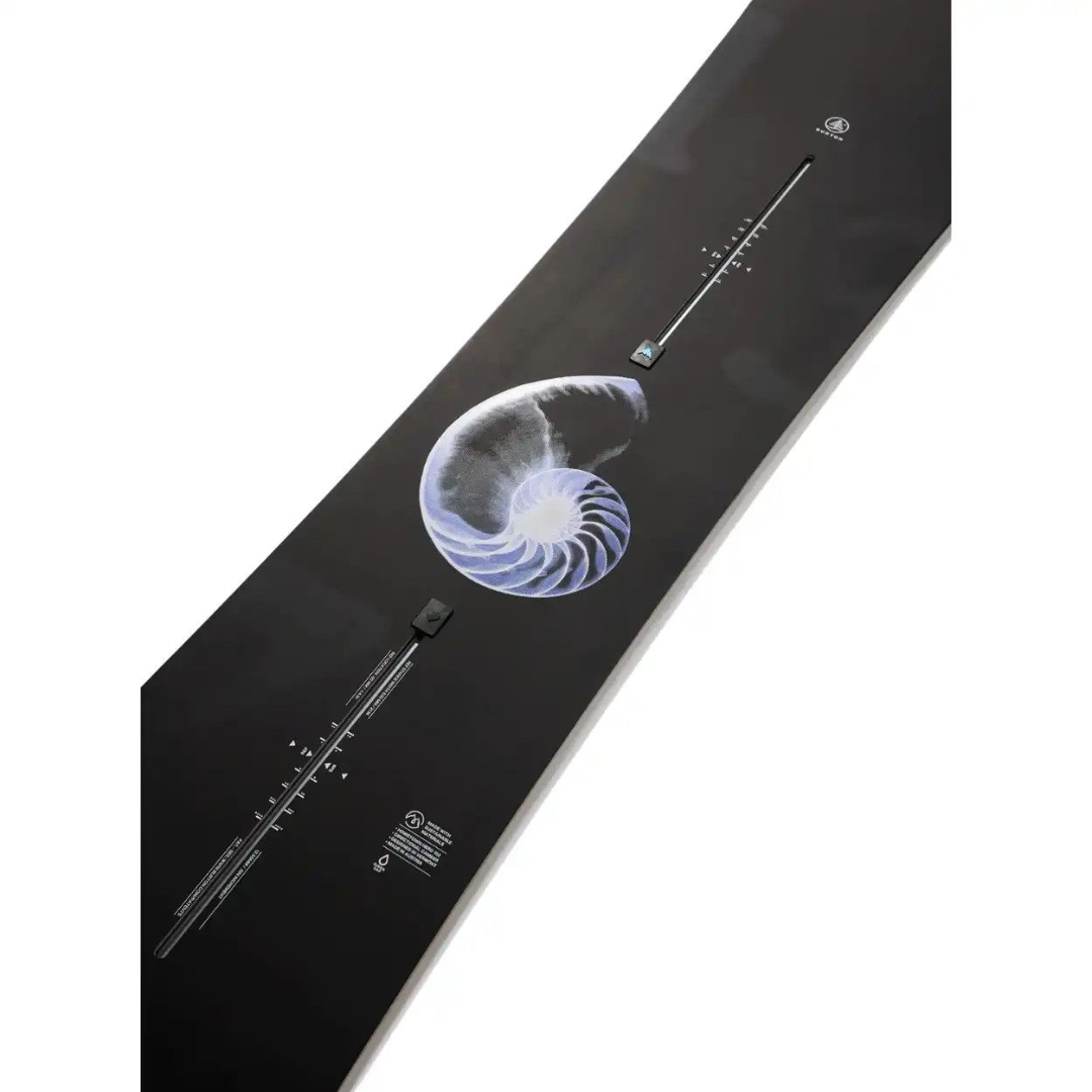Burton Family Tree Hometown Hero Snowboard - X-Ray X-Ray 148 (244WW) Mens Snowboards