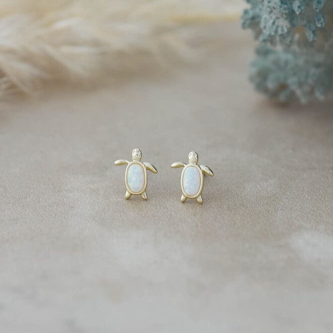 Glee Maui Studs in White Opalite Gold