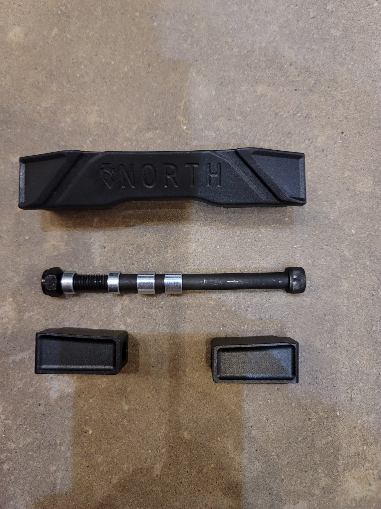 Kit de actualización de tapón trasero de aluminio con placa de molienda delantera negra de North Switchblade - 5 de ancho