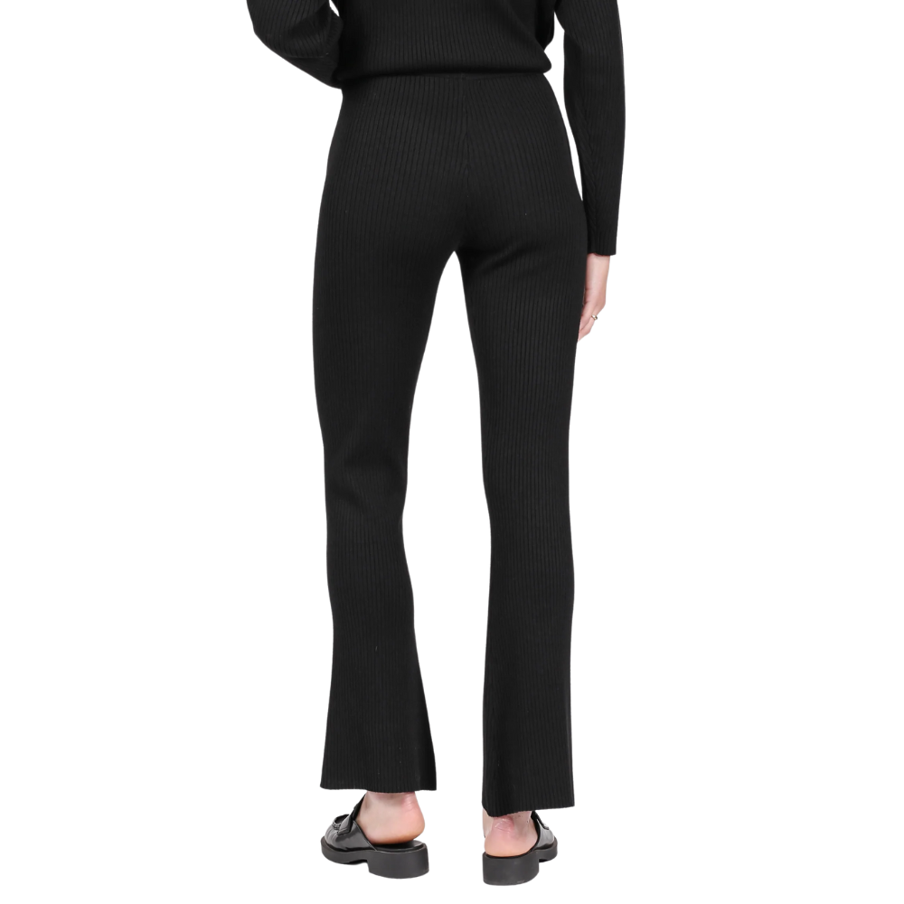 Brunette Le pantalon évasé côtelé