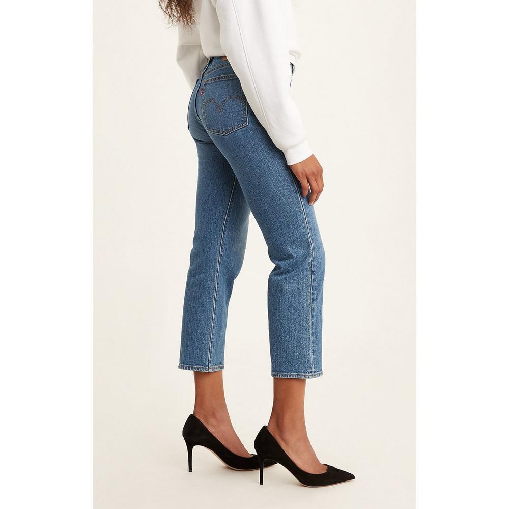 Levis Wedgie Straight Jeans