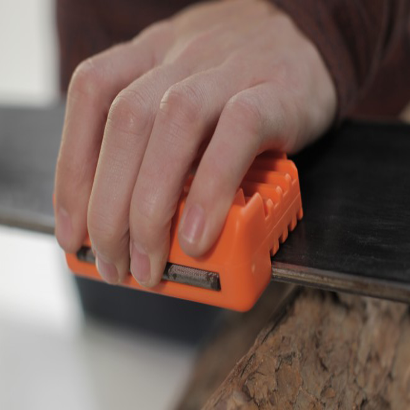 Ski Edge Sharpening