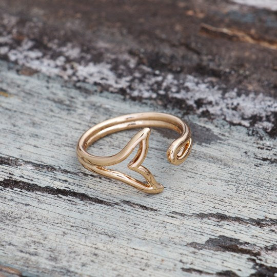 Glee Whale Ring — representative product image (best-match second pass)