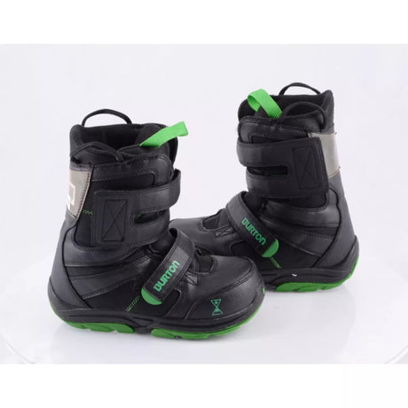 Burton Burton - Kids' Progression XS Snowboard Boots - Black/Green Black/Green 12C Youth Boys Snowboard Boots 7T to 13T and 1 to 6 US size