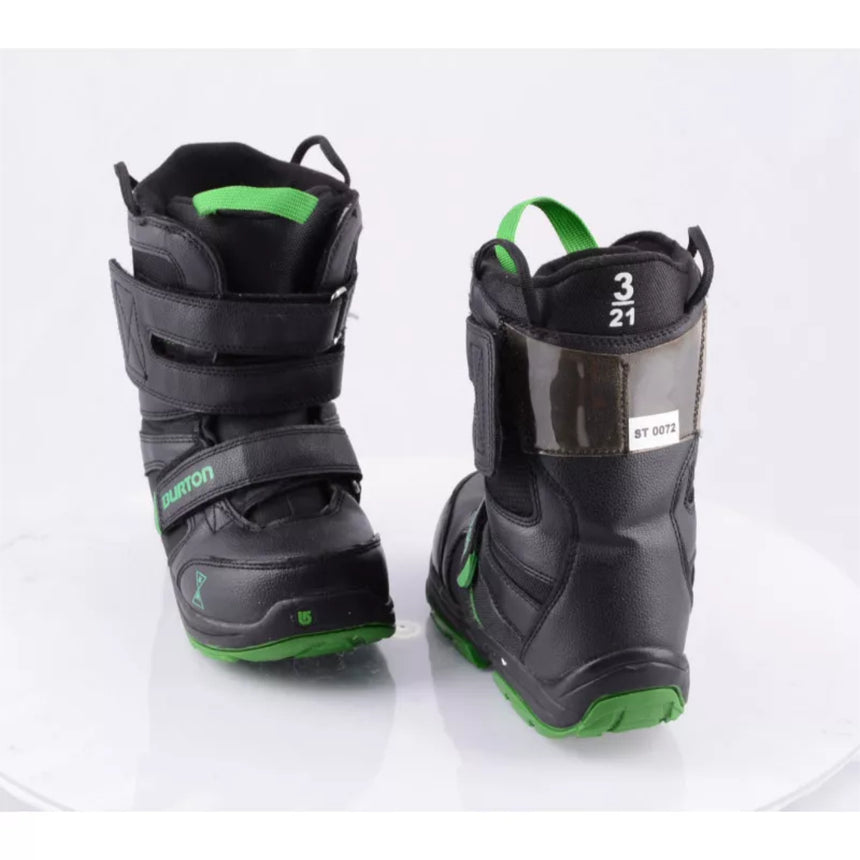 Burton Burton - Kids' Progression XS Snowboard Boots - Black/Green Black/Green 12C Youth Boys Snowboard Boots 7T to 13T and 1 to 6 US size