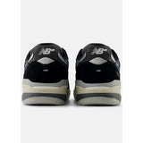 New Balance New Balance Men's NB Numeric Andrew Reynolds 933 Shoes - Black Navy Multi 8 Mens Skate Shoes 6 to 18