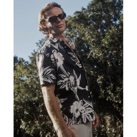 RVCA RVCA Men's Overspray Short Sleeve Shirt - Black Black S Mens Button Up Short Sleeve Shirts