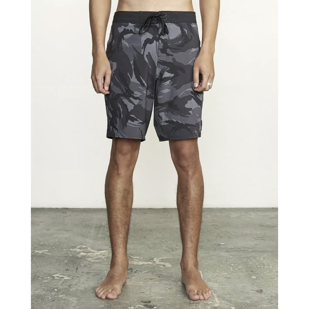 RVCA RVCA VA Print 19" Trunk Black Multi 28 Mens Board Shorts