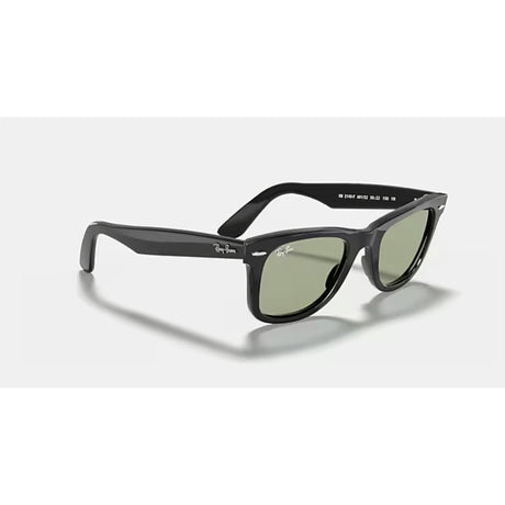 Ray Ban Ray Ban Men's Wayfarer Sunglasses Mens Sunglasses Lifestyle