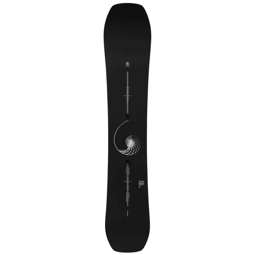 Burton Family Tree Hometown Hero Snowboard - X-Ray X-Ray 148 (244WW) Mens Snowboards