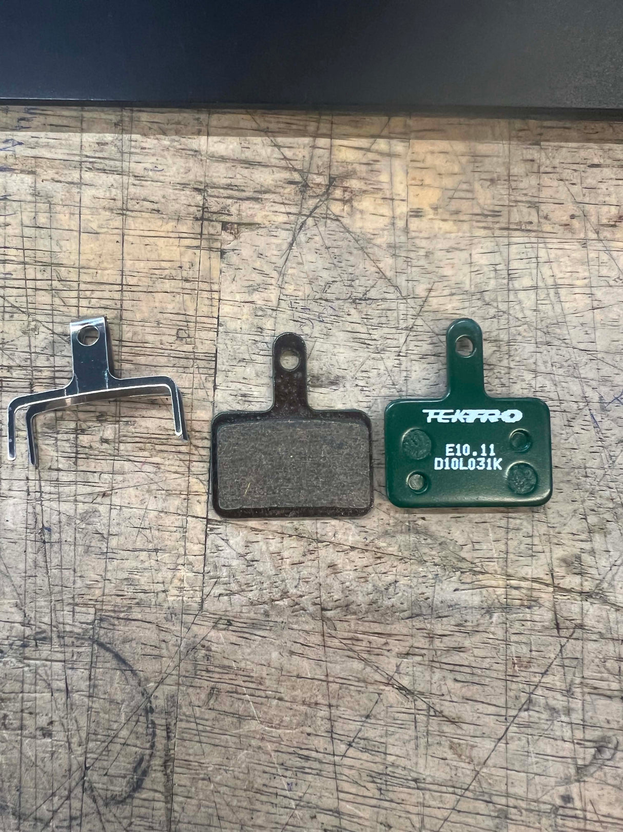 Nomads Hydraulic Brake pads round Maintenance Bike
